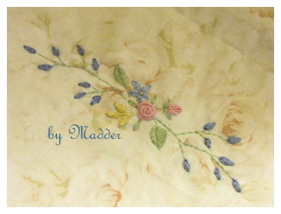 embroidered rose pouch3-3